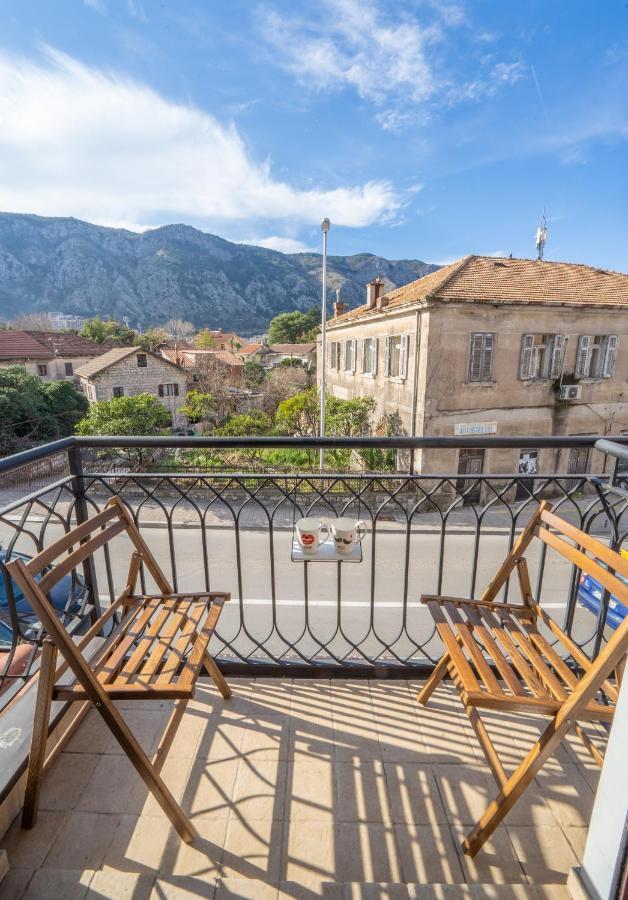 Apartman J&I Kotor Eksteriør billede