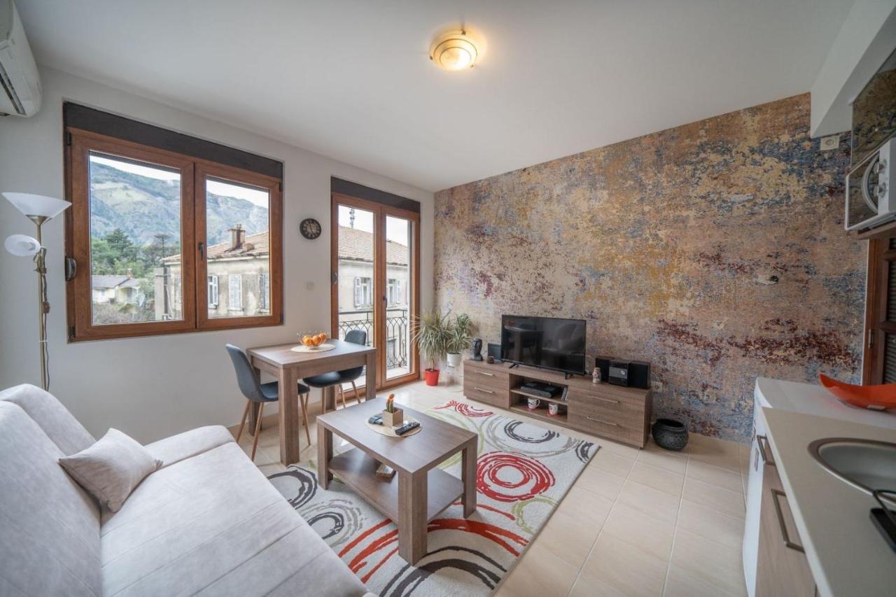 Apartman J&I Kotor Eksteriør billede